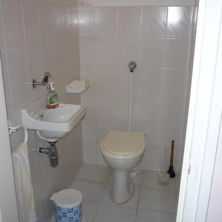 Zsigmond Vendeghaz 凯斯特海伊