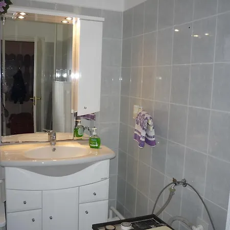 Zsigmond Vendeghaz 凯斯特海伊