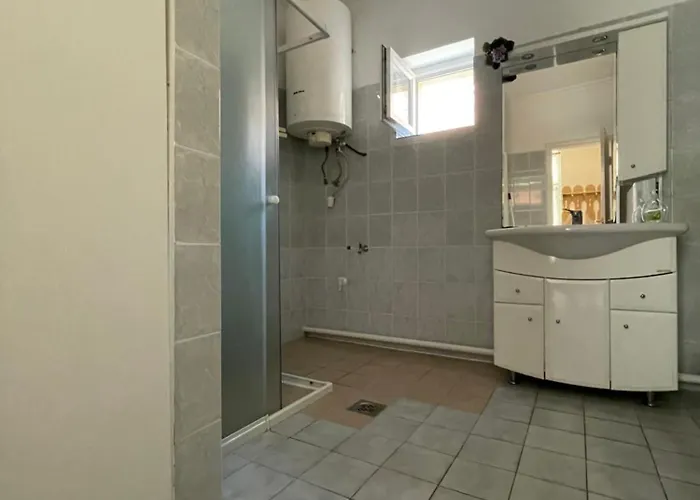 Zsigmond Vendeghaz كيستاي